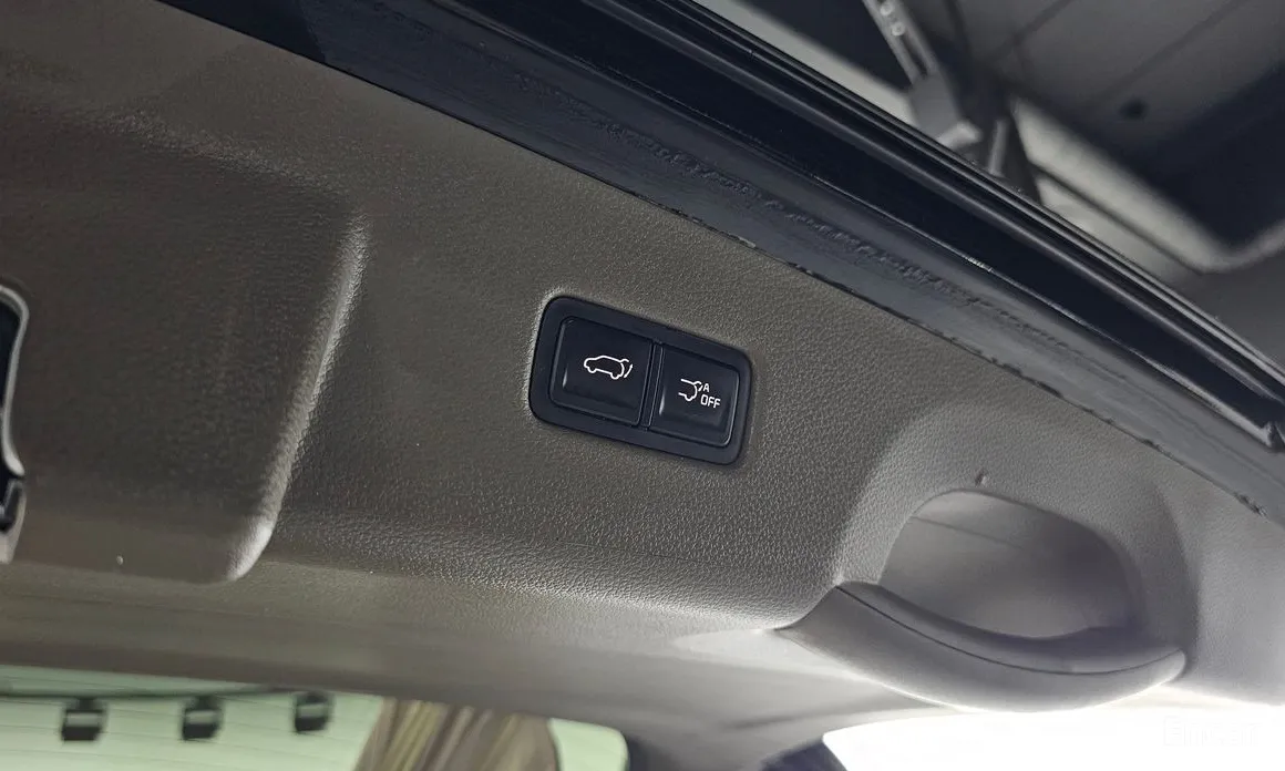 Фото 18 - Kia Carnival