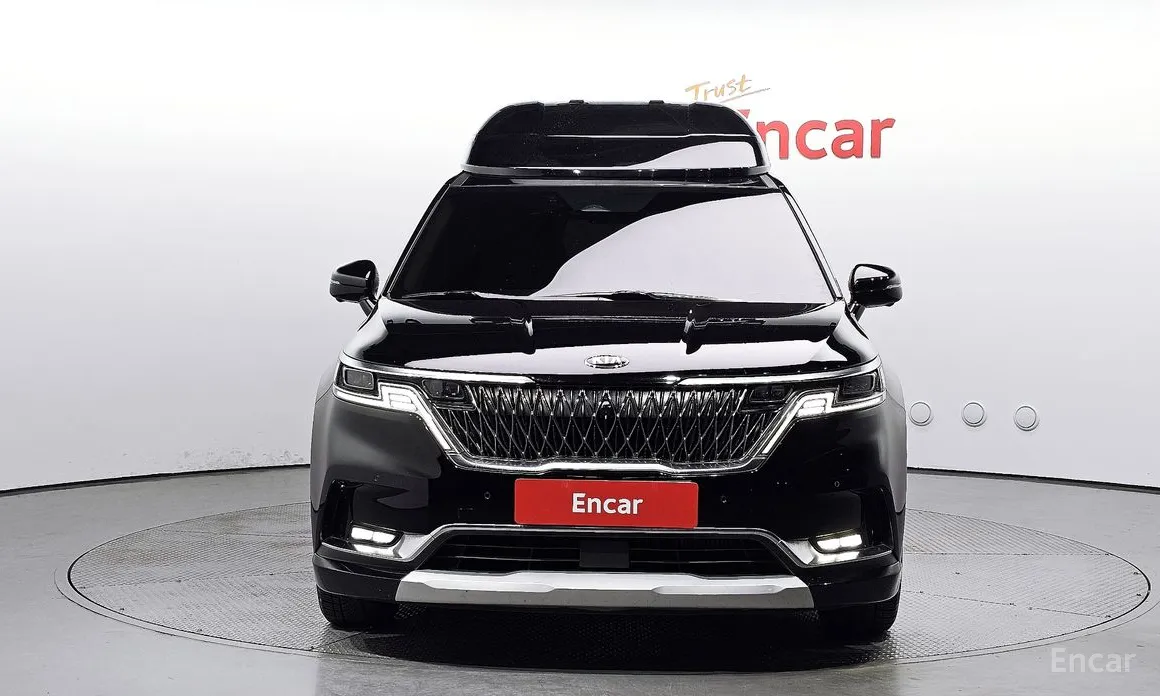 Фото 3 - Kia Carnival