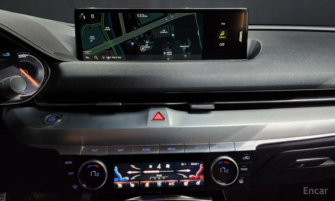 Фото 15 - Genesis G80