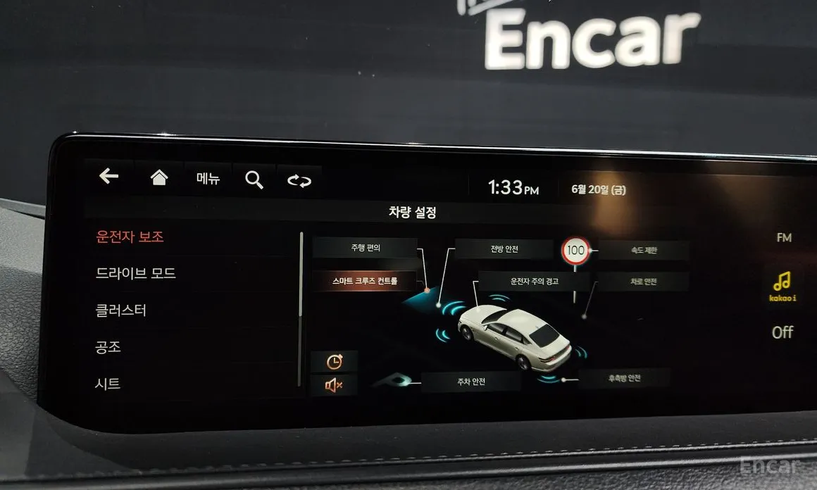 Фото 17 - Genesis G80