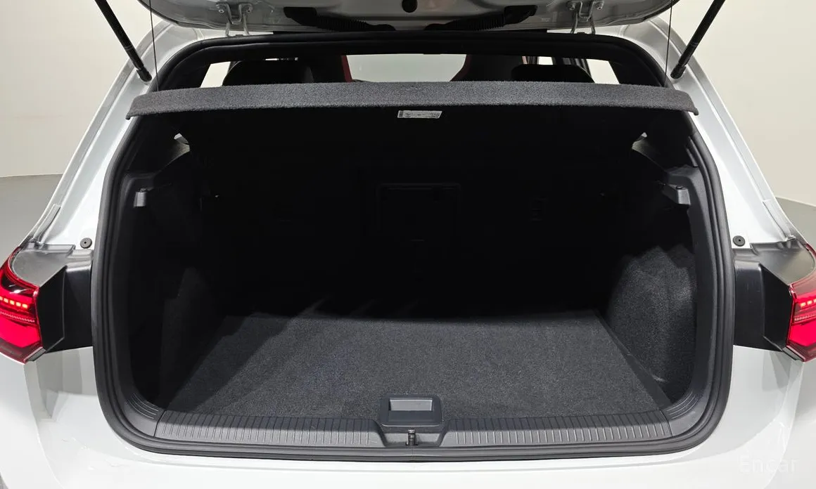 Фото 20 - Volkswagen Golf