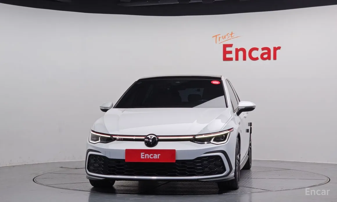 Фото 3 - Volkswagen Golf