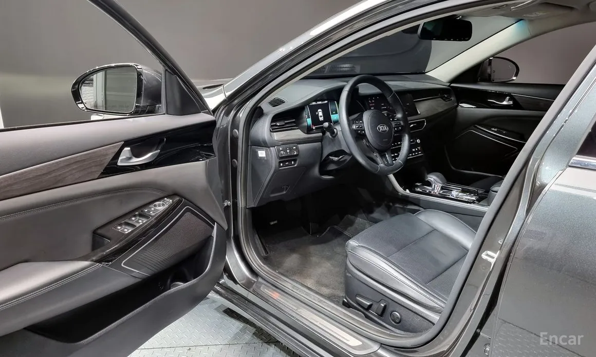 Фото 10 - Kia K7