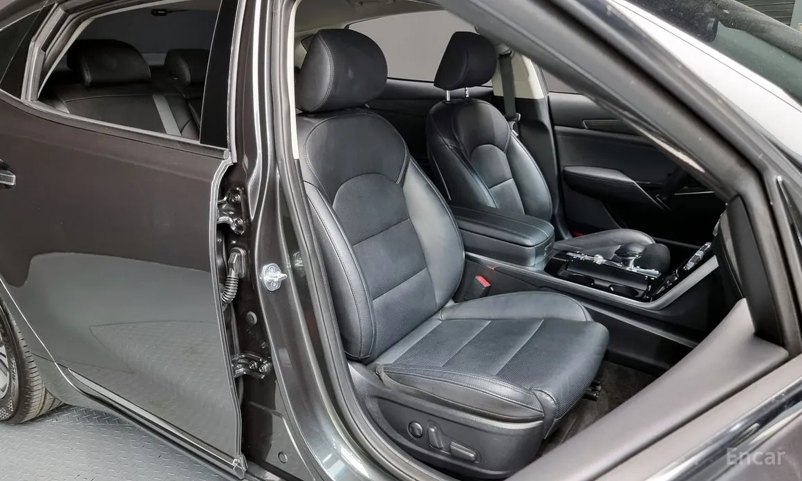 Фото 12 - Kia K7