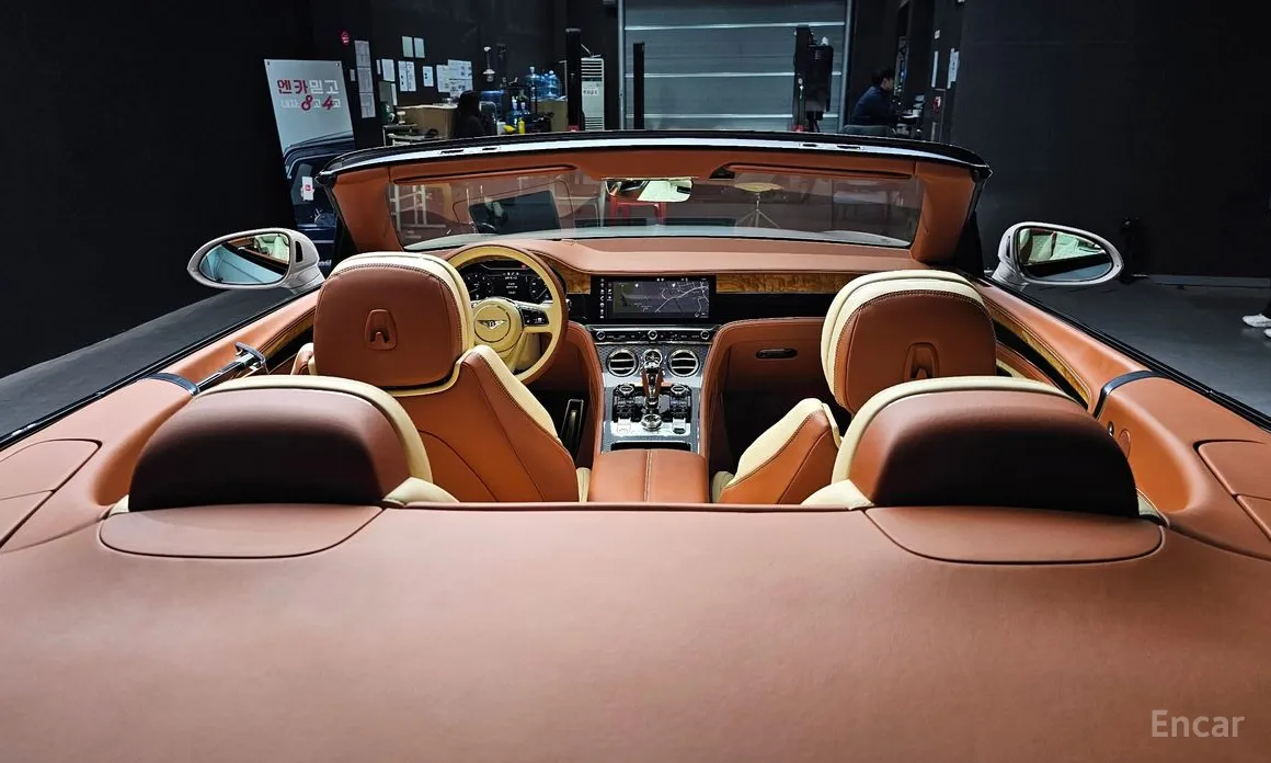 Фото 19 - Bentley Continental GT