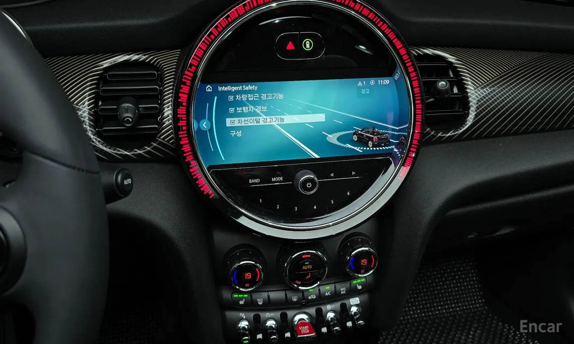 Фото 14 - Mini Cooper Convertible