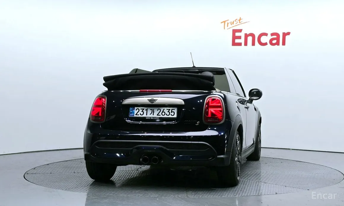 Фото 4 - Mini Cooper Convertible