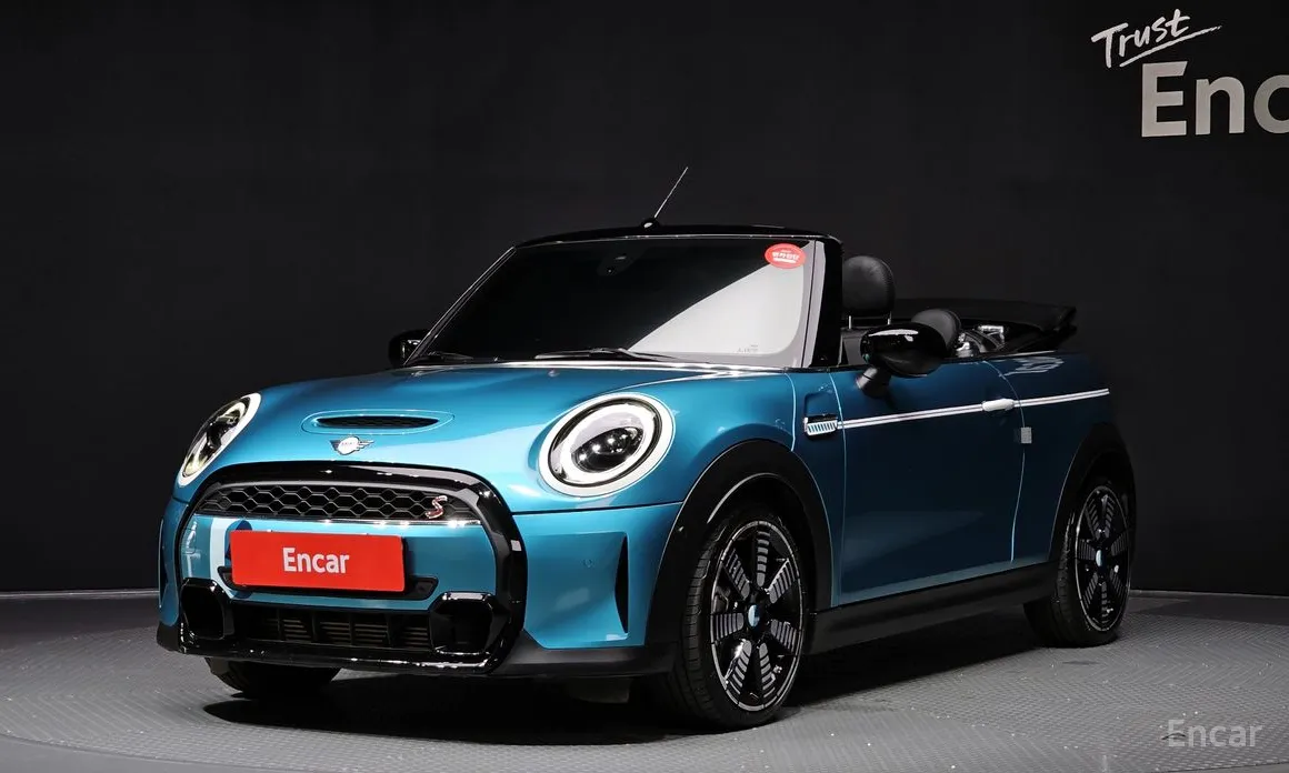 Фото 1 - Mini Cooper Convertible
