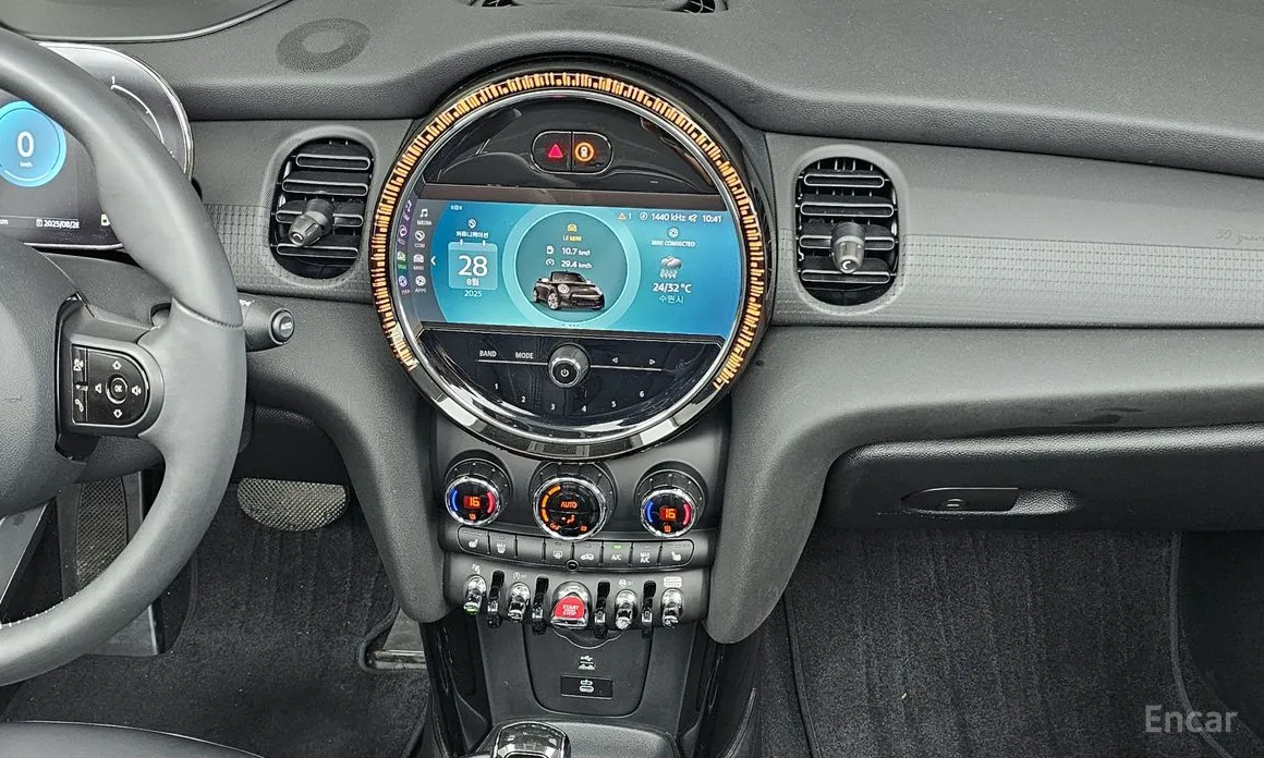 Фото 14 - Mini Cooper Convertible