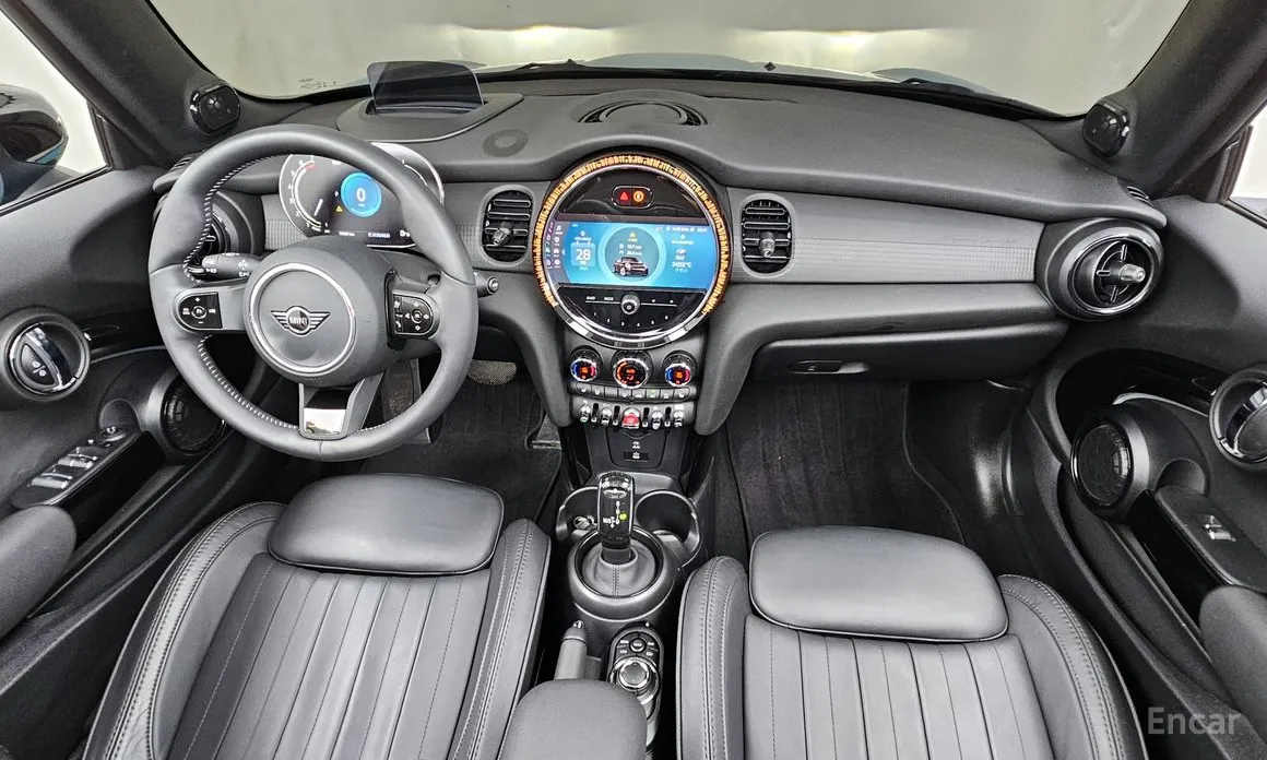 Фото 7 - Mini Cooper Convertible