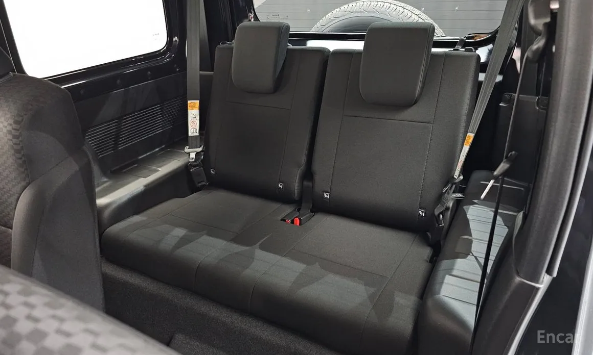 Фото 12 - Suzuki Jimny