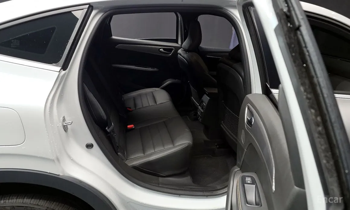 Фото 12 - Renault Arkana