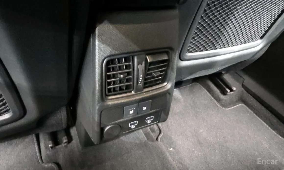 Фото 19 - Renault Arkana