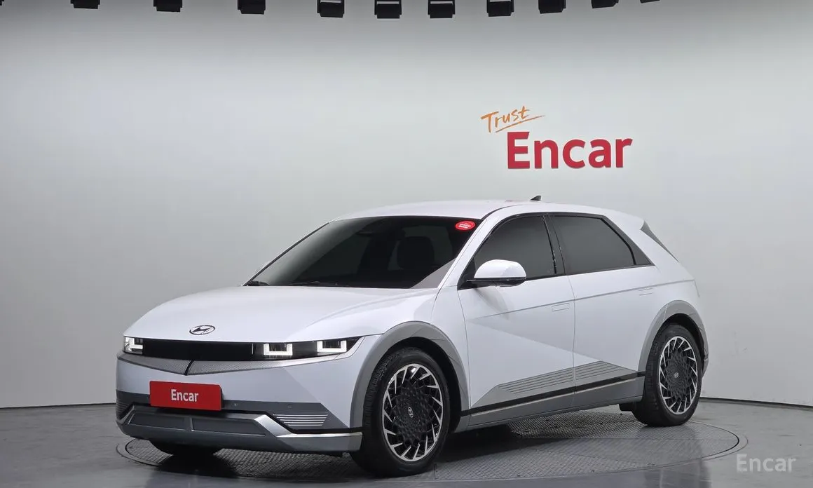 Photo 1 - Hyundai Ioniq 5