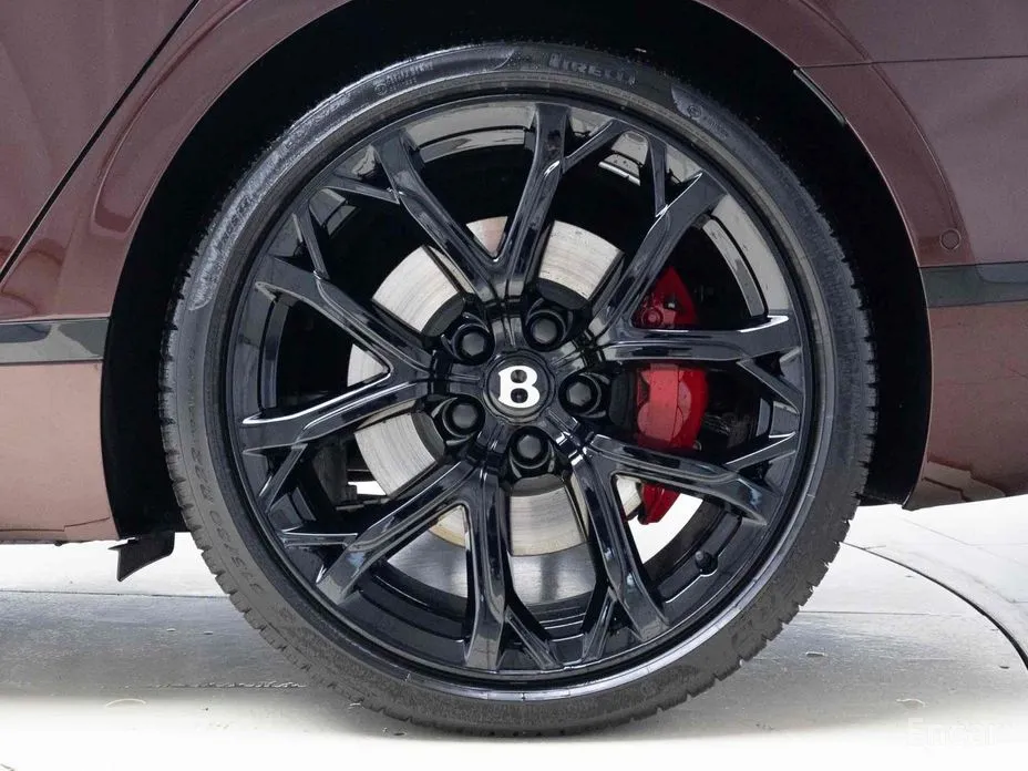 Фото 5 - Bentley Flying Spur