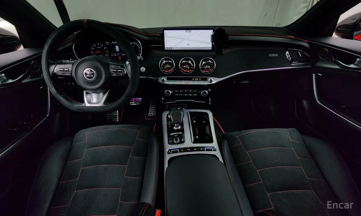 Фото 7 - Kia Stinger