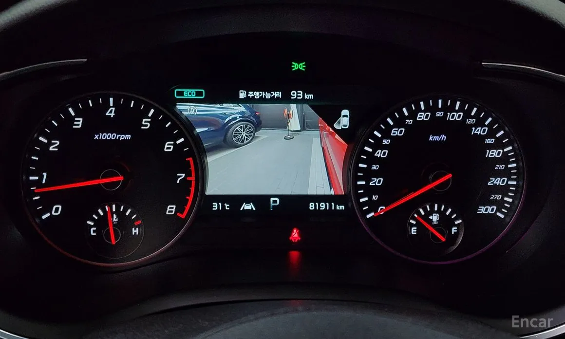 Фото 8 - Kia Stinger