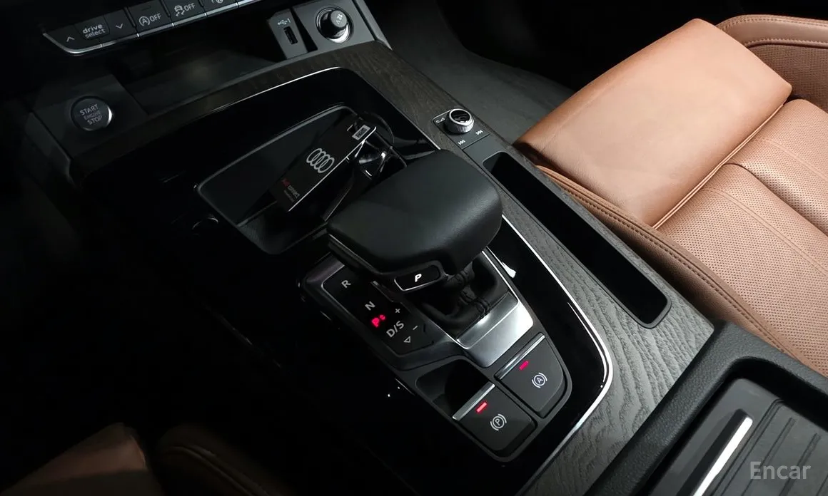 Фото 9 - Audi Q5