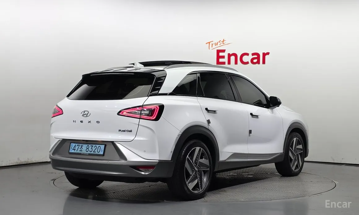 Фото 2 - Hyundai Nexo