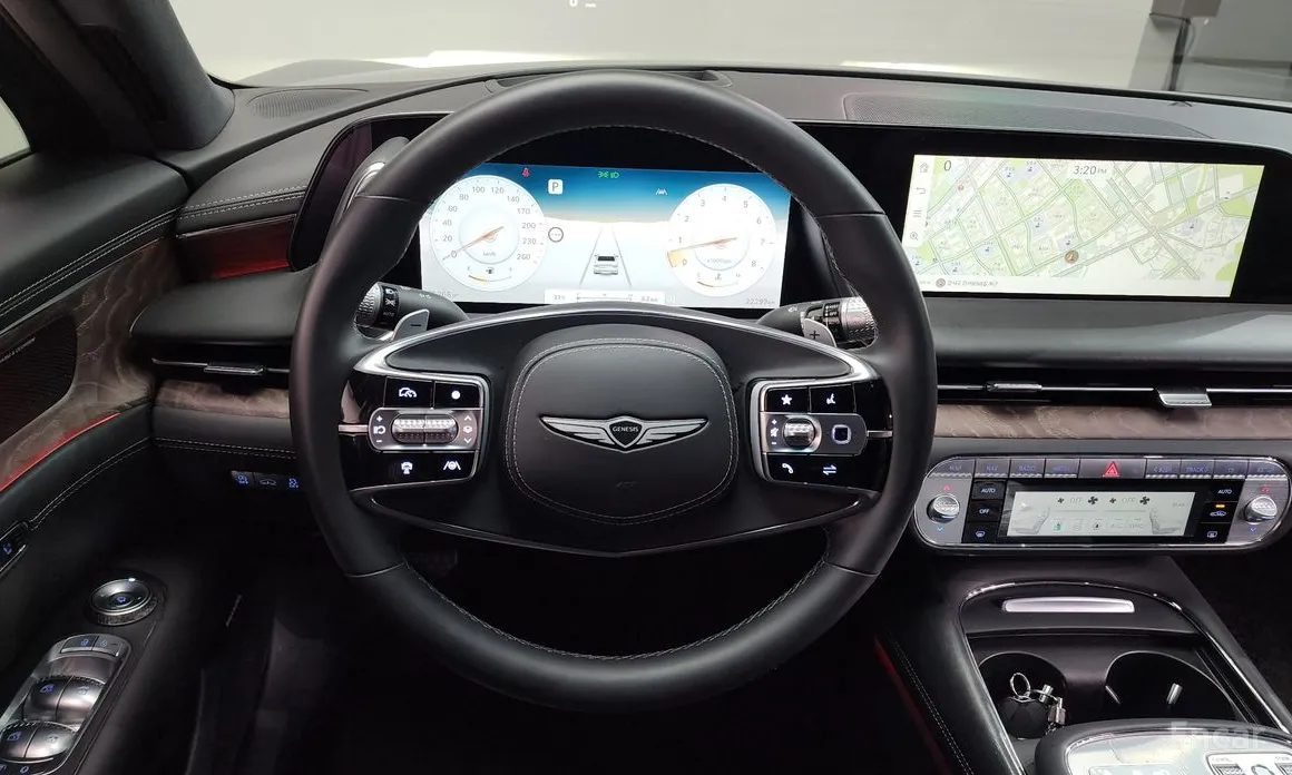 Фото 13 - Genesis G90