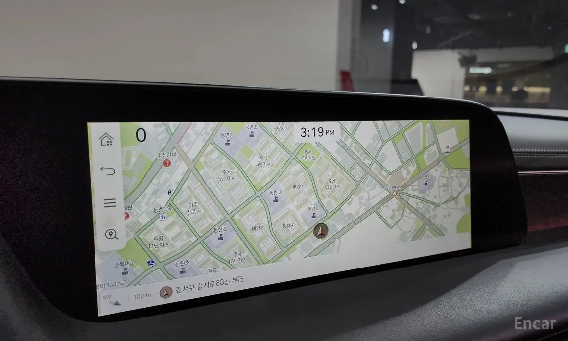 Фото 15 - Genesis G90