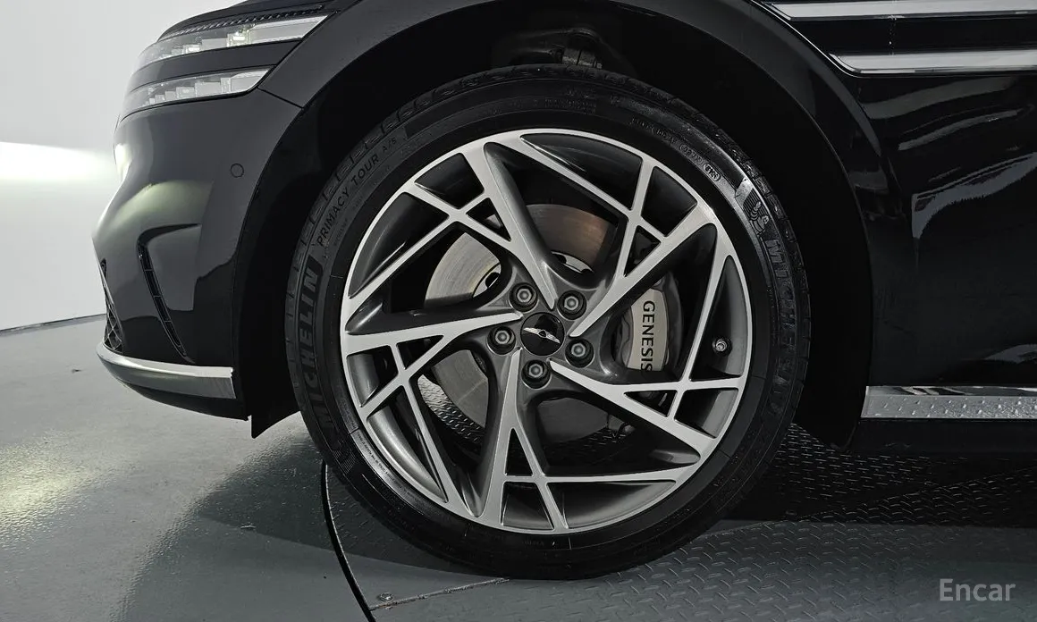 Фото 5 - Genesis G90