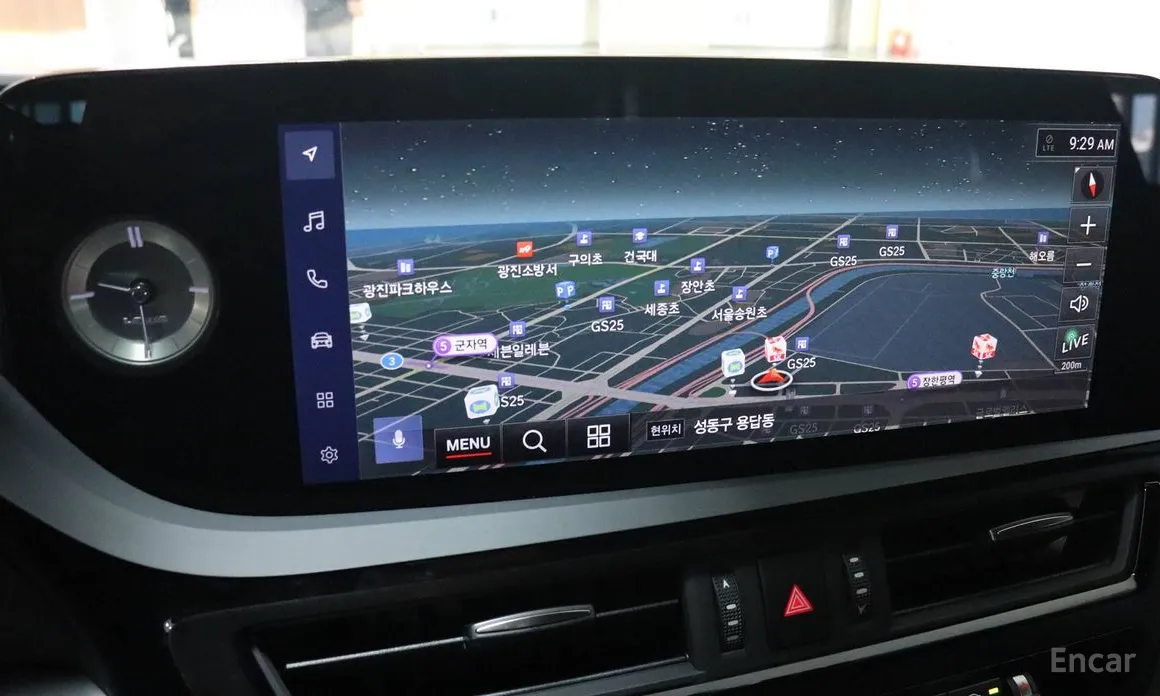 Фото 17 - Lexus ES