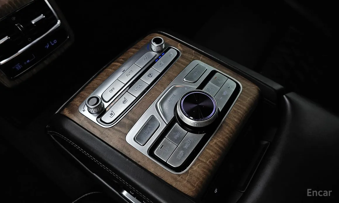 Фото 17 - Kia K9