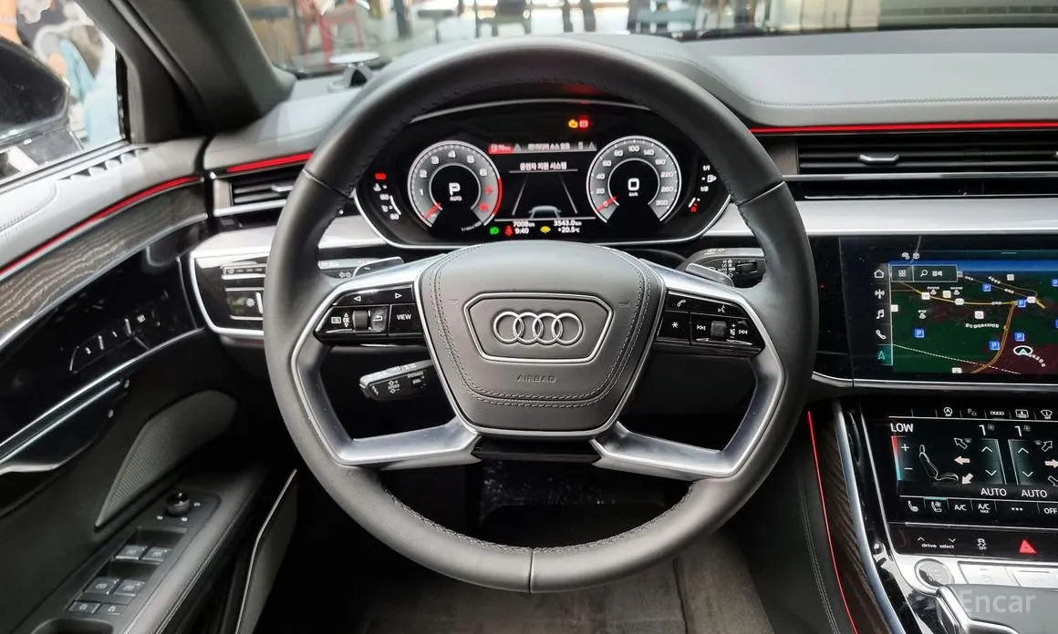 Фото 13 - Audi A8