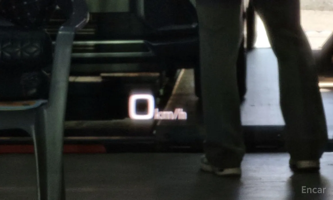 Фото 18 - Audi A8