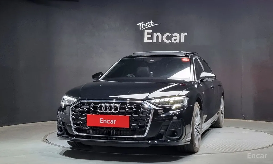 Фото 3 - Audi A8