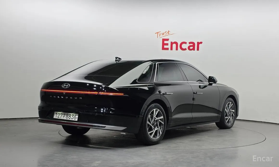 Фото 2 - Hyundai Grandeur