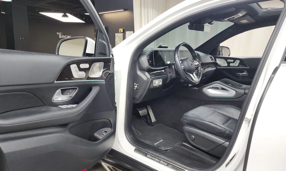 Фото 10 - Mercedes-Benz GLE-Class