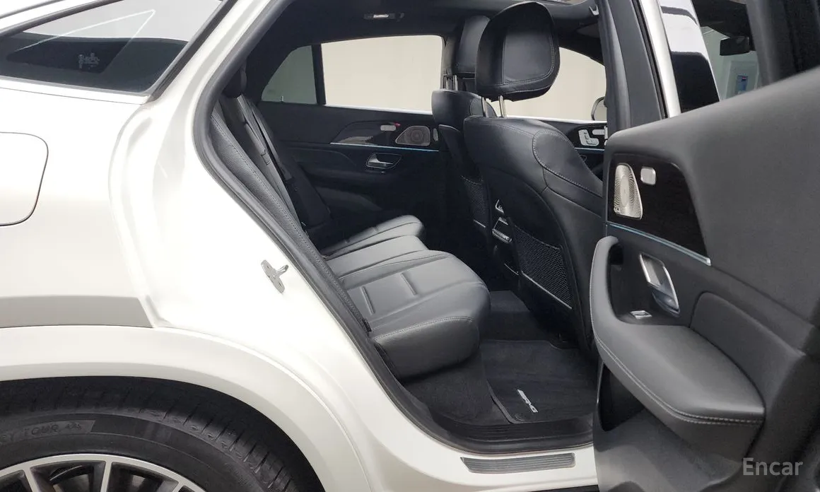 Фото 12 - Mercedes-Benz GLE-Class