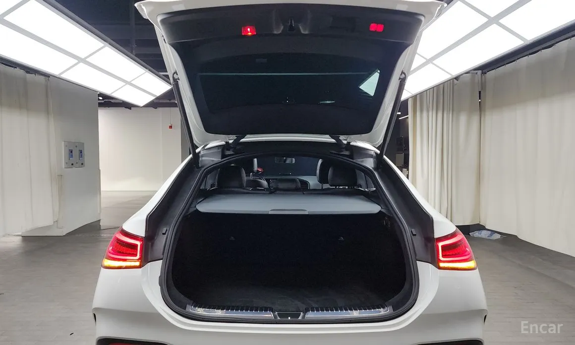 Фото 20 - Mercedes-Benz GLE-Class