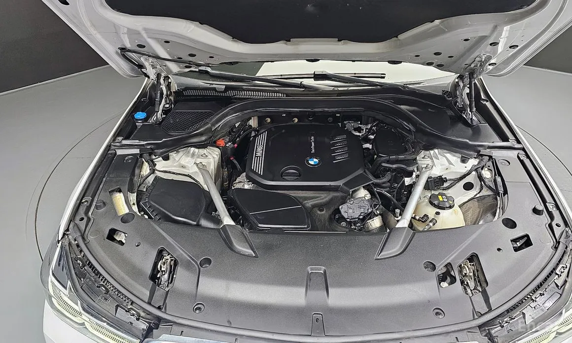 Photo 6 - BMW Gran Turismo