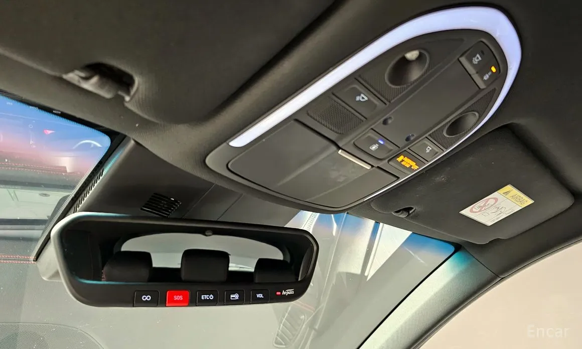 Фото 19 - Genesis G70