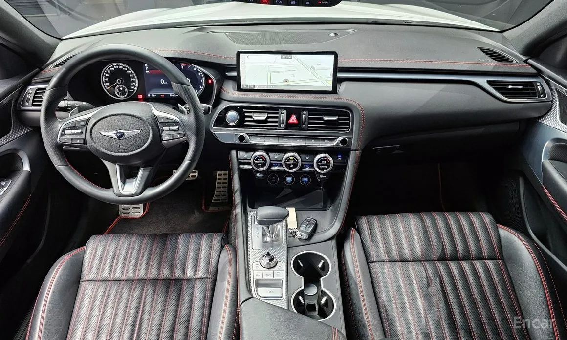 Фото 7 - Genesis G70