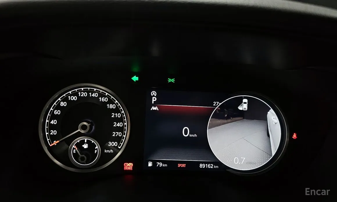 Фото 8 - Genesis G70