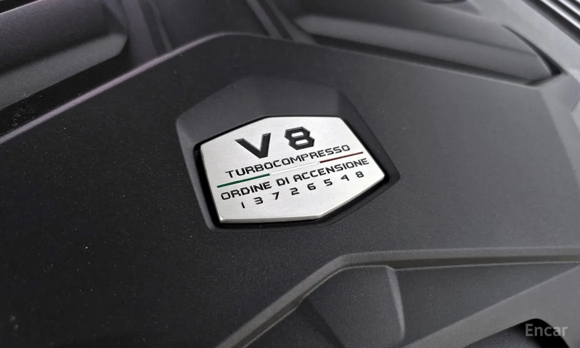 Фото 17 - Lamborghini Urus