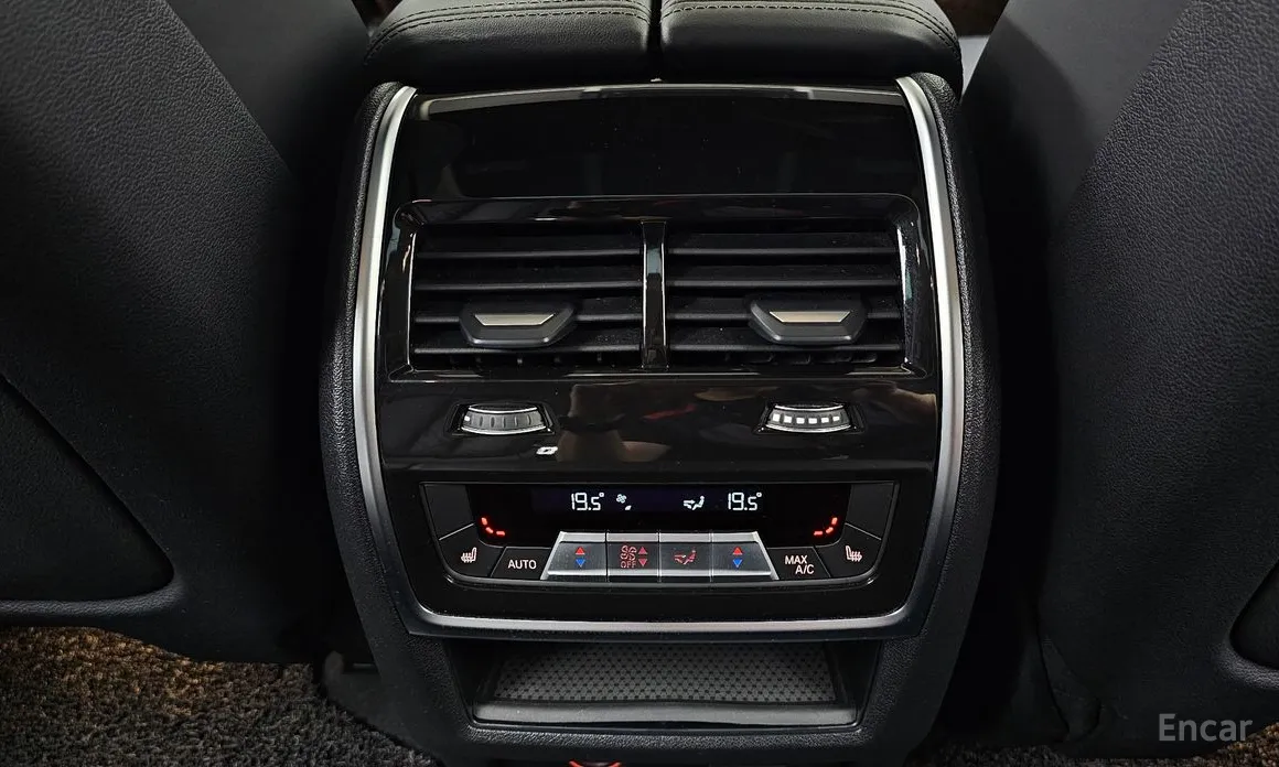 Фото 18 - BMW X5