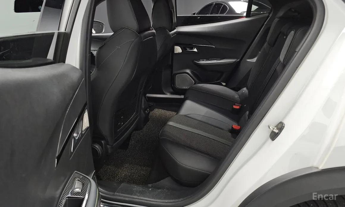 Фото 15 - Peugeot 2008