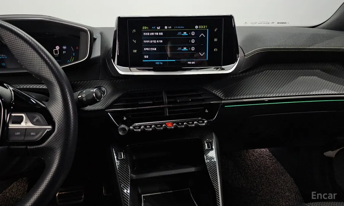 Фото 17 - Peugeot 2008