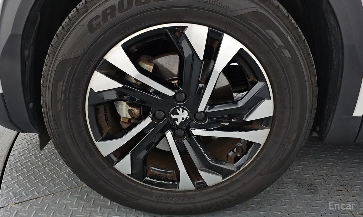 Фото 5 - Peugeot 2008