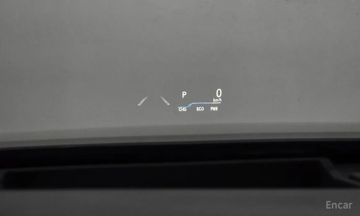 Фото 18 - Lexus ES