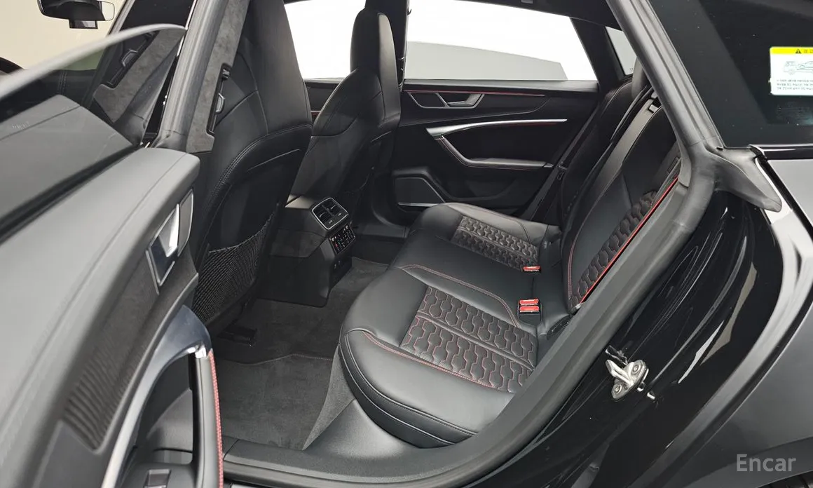 Фото 12 - Audi RS 7