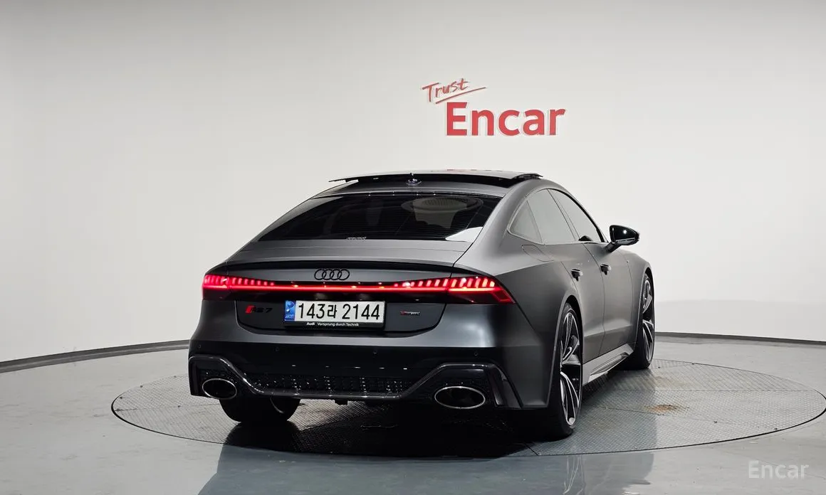 Фото 4 - Audi RS 7