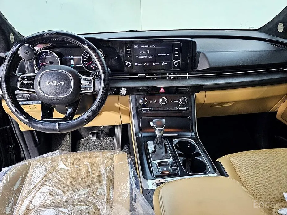 Фото 5 - Kia Carnival