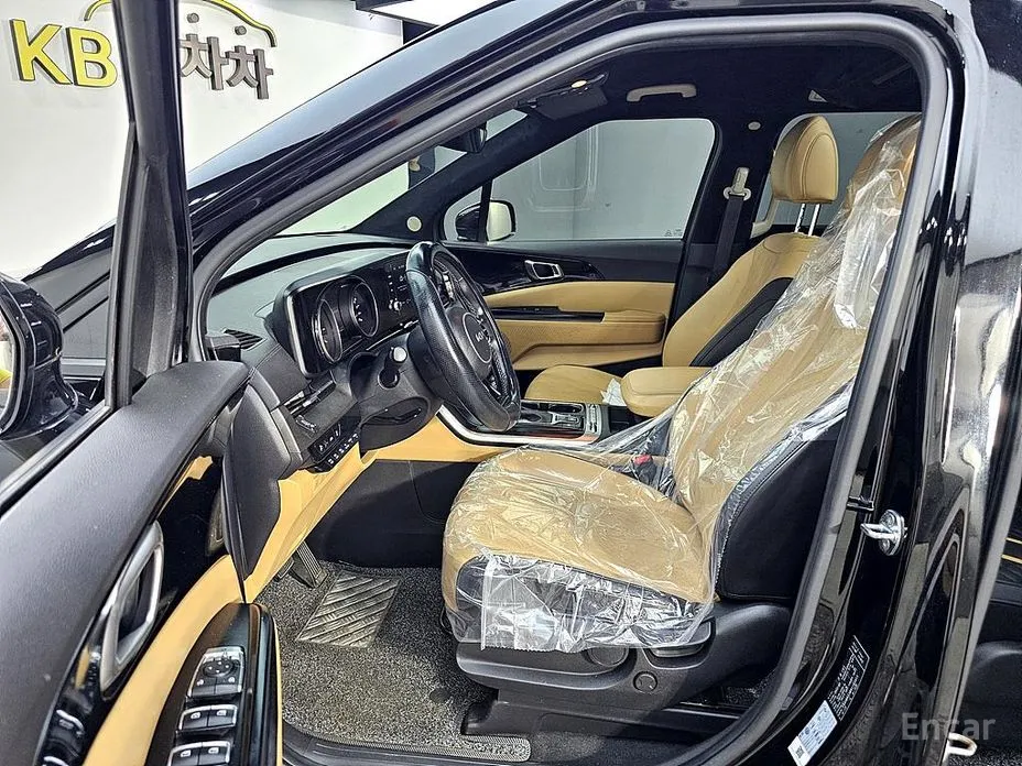 Фото 8 - Kia Carnival