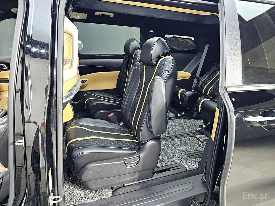 Фото 9 - Kia Carnival